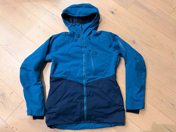 Sweet Protection Jackets & Blazers - Sweet Protection Women's Salvation DryZeal Insulated Ski Jacket - Blue/Navy